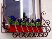 Кованая подставка для цветов №127 в Екатеринбурге фото