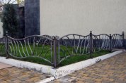 Газонное ограждение кованое №46 в Екатеринбурге фото
