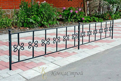 Газонное ограждение кованое №68 в Екатеринбурге фото
