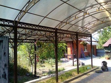 Навес для автомобиля №123 в Екатеринбурге фото