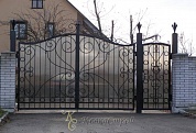 151. Ворота в Екатеринбурге фото
