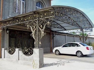 Навес для автомобиля №61 в Екатеринбурге фото