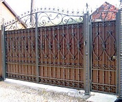 275. Ворота в Екатеринбурге фото

