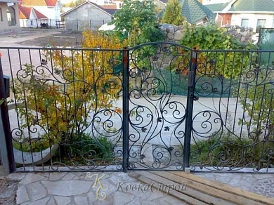 135. Ворота в Екатеринбурге фото
