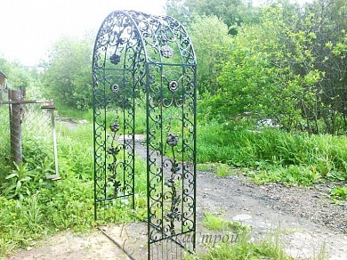 Кованая арка №11 в Екатеринбурге фото
