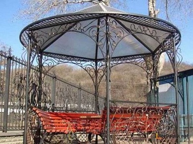 Кованая беседка №54 в Екатеринбурге фото
